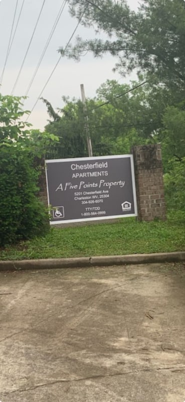 Primary Photo - 5233 Chesterfield Ave