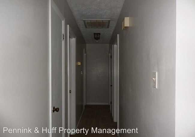 Building Photo - 6405 Barwick Dr