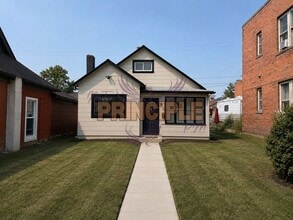 Building Photo - 735 Placer St