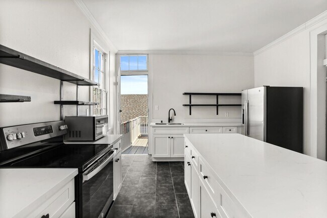 Building Photo - 1803 Third Street