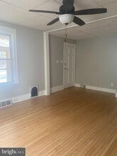 Building Photo - 207 Park Ave