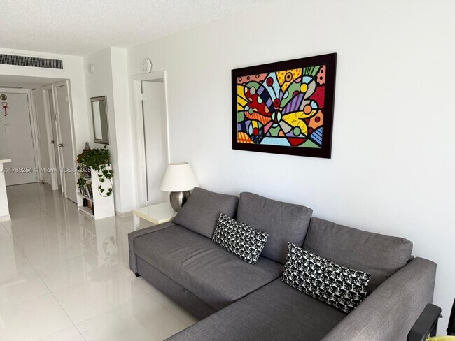 Foto del edificio - 20500 W Country Club Dr