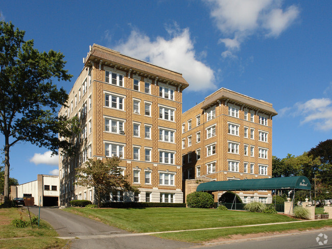 Building Photo - The Packard