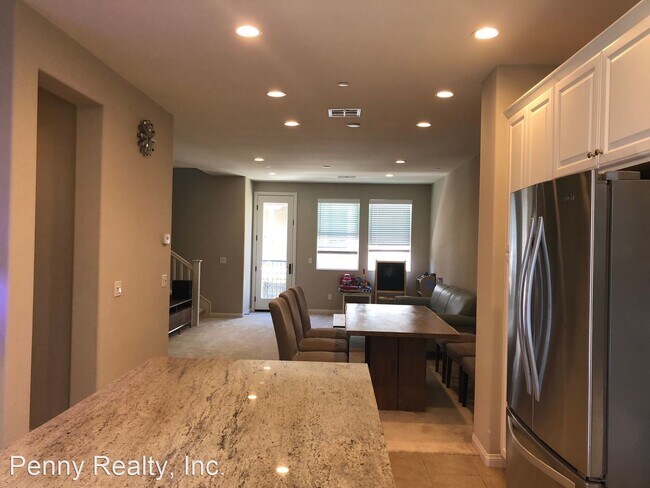 Building Photo - 4 br, 3.5 bath House - 16238 Veridian Circle