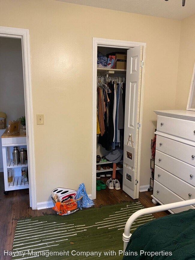 Foto del edificio - 2 br, 1 bath House - 904 B N. College St