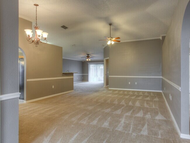Foto del edificio - 12934 Lake Vista Dr