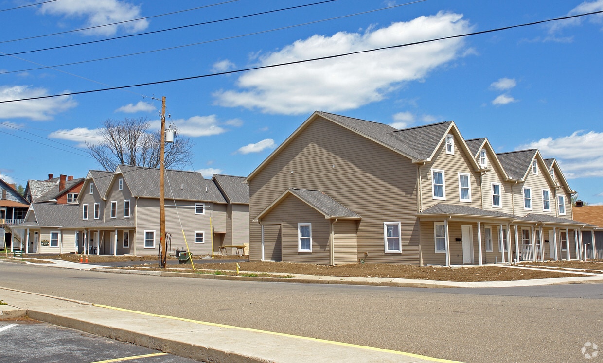 Iris Commons Apartments in Williamsport, PA