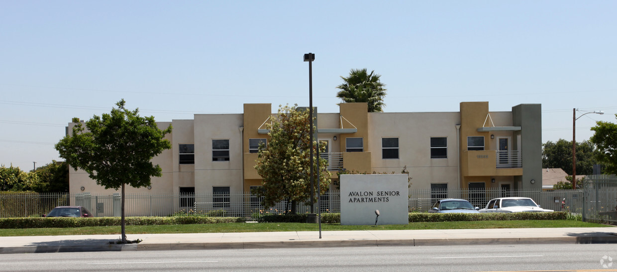 Foto del edificio - Avalon El Segundo Senior Apartments