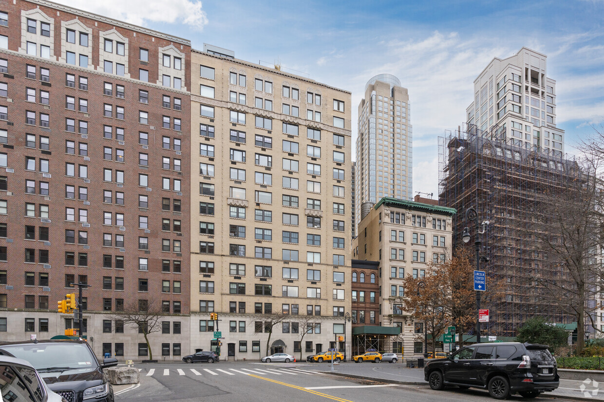 Primary Photo - 330 W 72nd St