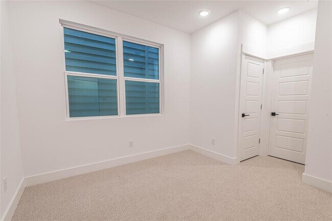 Foto del edificio - 4317 Arlington St