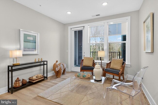 Building Photo - 76 Old Mill Bottom Rd N