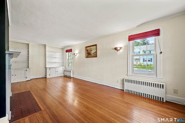 Building Photo - 92 Hazelmere Rd