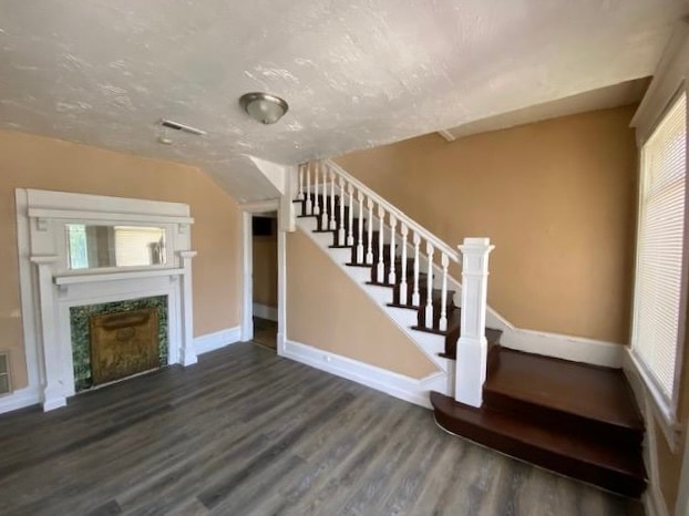 Foto del edificio - 1131 Loudon Ave NW