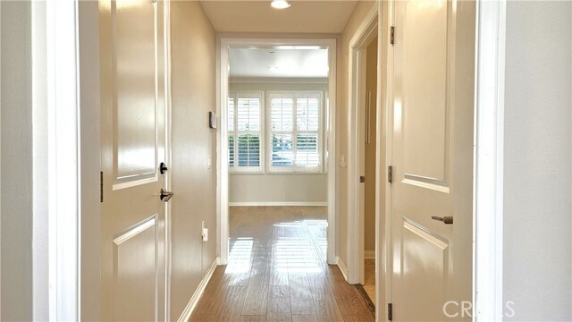 Foto del edificio - 135 Overbrook