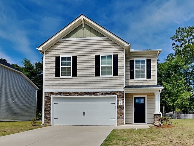 Building Photo - 105 Bent Holly Dr