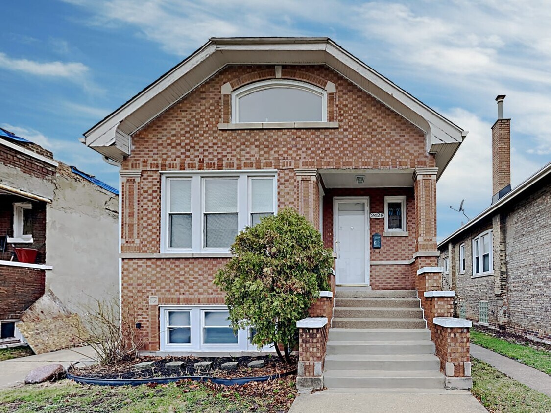 2428 Ridgeland Ave House Rental in Berwyn, IL