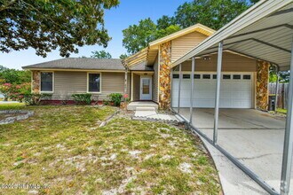 Building Photo - 8167 Sable Woods Dr N