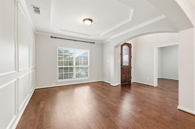 Building Photo - 12516 Maplecrest Dr