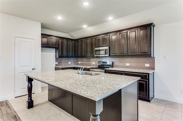 Building Photo - 1412 Quail Crk Dr