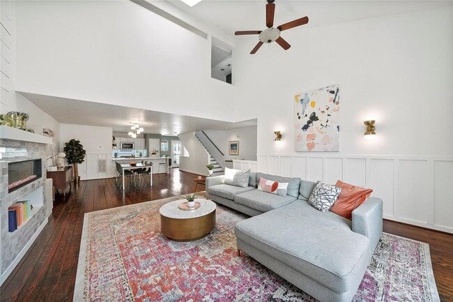 Foto del edificio - 6140 Grand Blvd