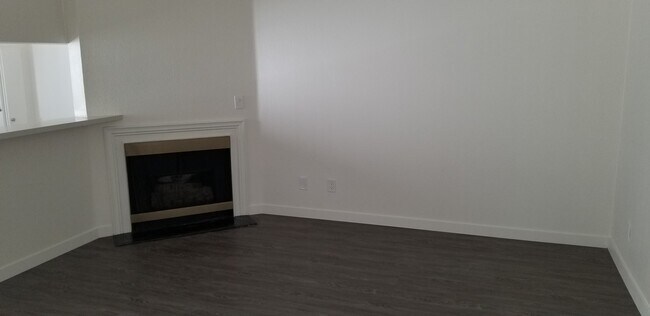 Living Room - 3530 Hughes Ave