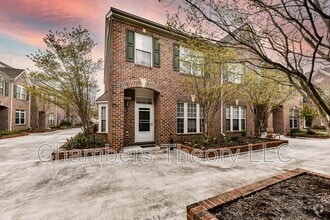 Building Photo - 6109 Madison Crest Ct
