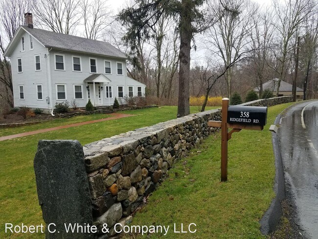 Building Photo - 5 br, 3.5 bath House - 358 Ridgefield Road