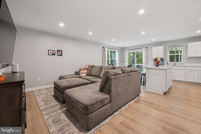 Foto del edificio - 81 Southwind Dr