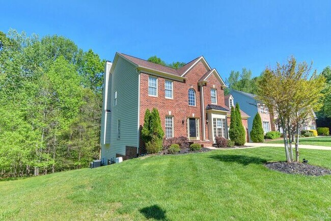 Building Photo - Executive Home in Providence Plantation 4b...