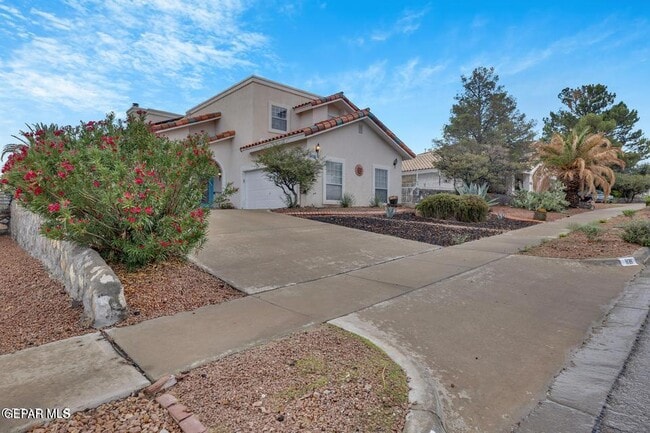 Foto del edificio - 1121 Regal Ridge Dr