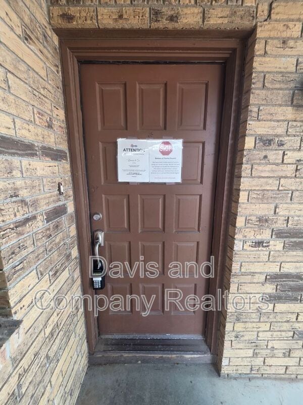 Building Photo - 4422 Fairgate Dr