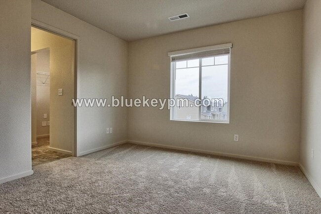3 Bed, 2.5 Bath Townhome in East Vancouver - 3 Bed, 2.5 Bath Townhome in East Vancouver
