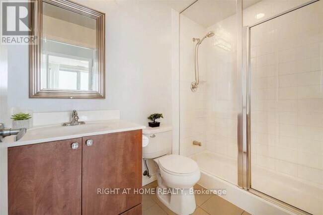 Building Photo - 385 Prince of Wales Dr