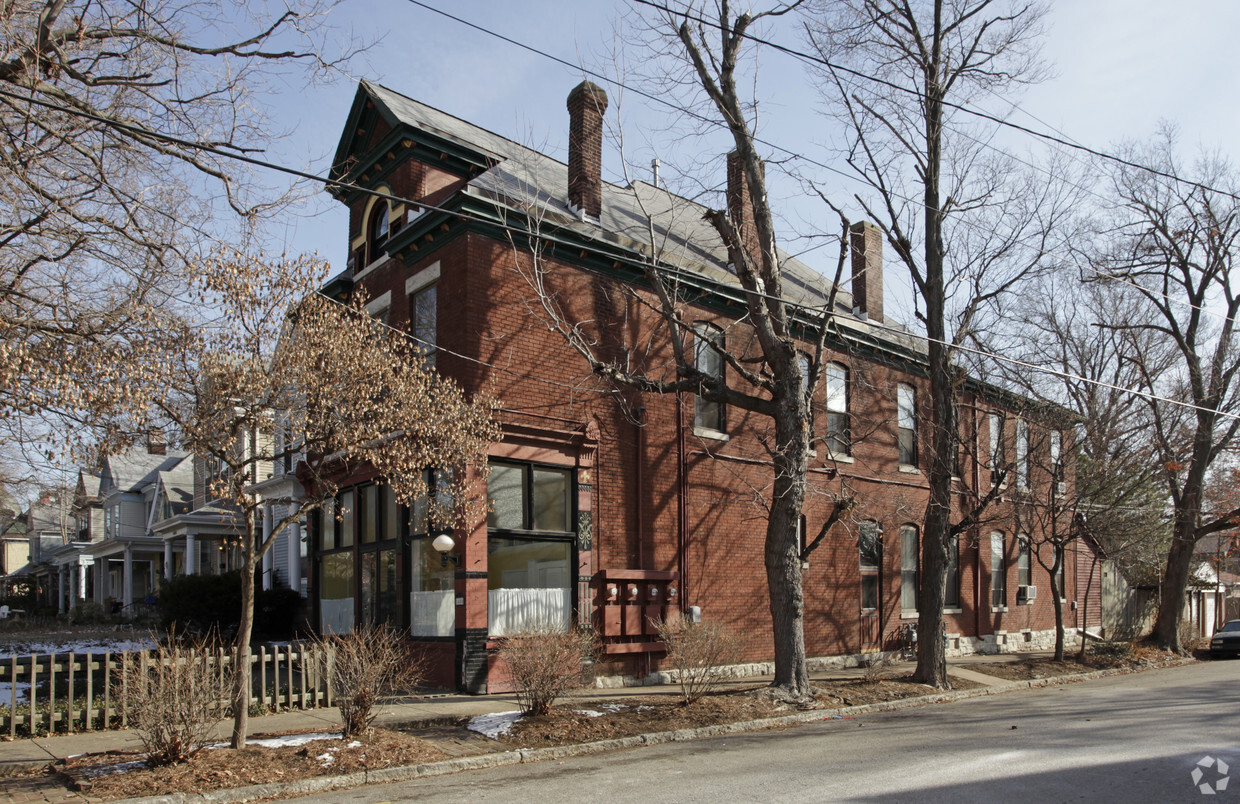 Primary Photo - 1400 Hepburn Ave