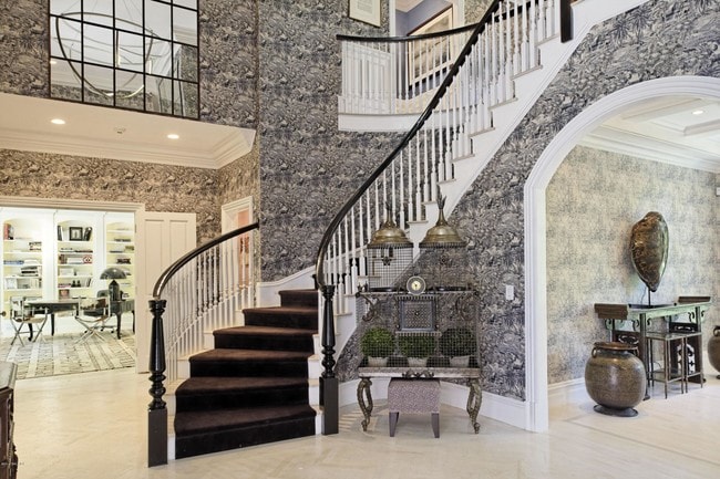 Building Photo - 7 bedroom in Greenwich CT 06830