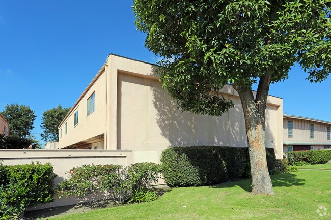 Foto del edificio - 14331 Chestnut St