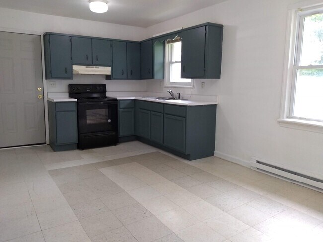 Building Photo - 5729 Riner Dr