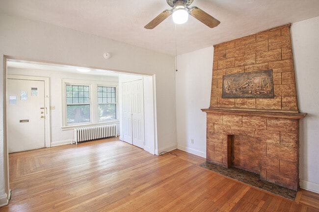 Building Photo - 428 S Trenton Ave