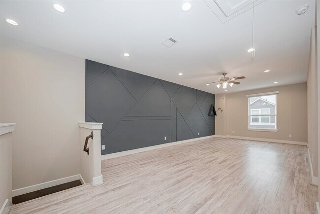 Foto del edificio - 10014 Granary Dr