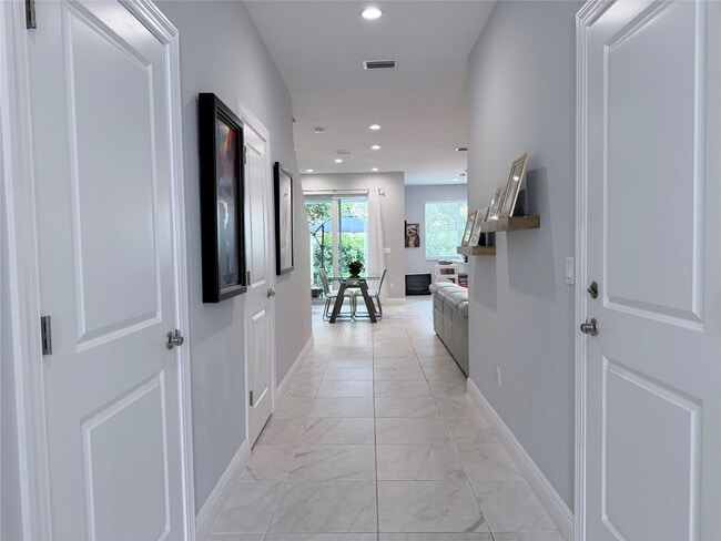 Foto del edificio - 556 Parsons Wy