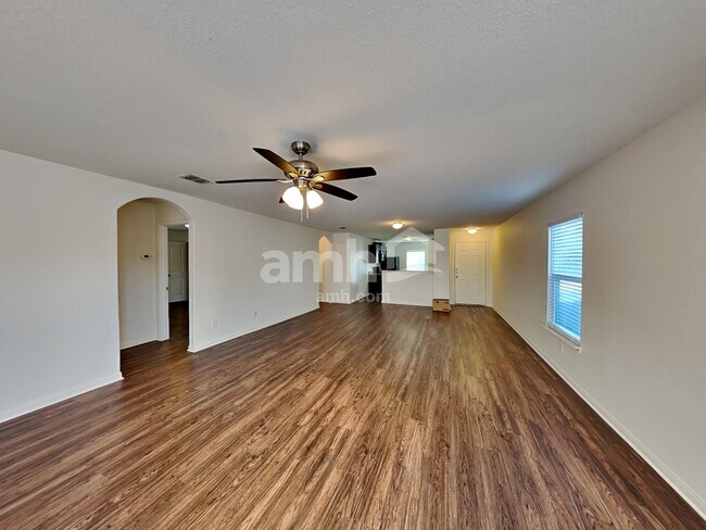 Building Photo - 12315 Siragusa
