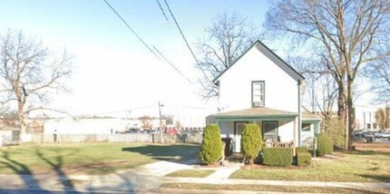 Building Photo - 1223 6th St