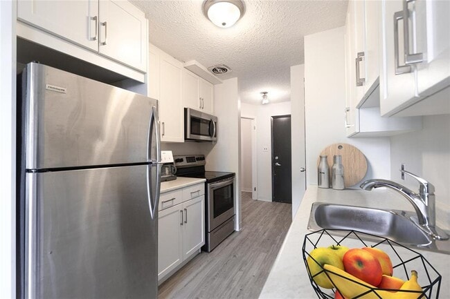 Photo du bâtiment - 325 9 Ave S