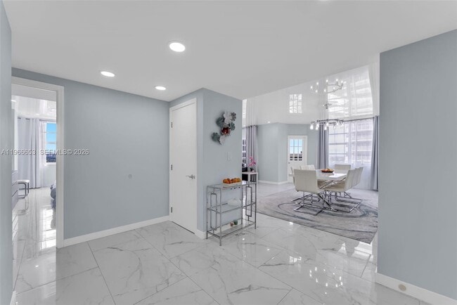 Building Photo - 1980 S Ocean Dr