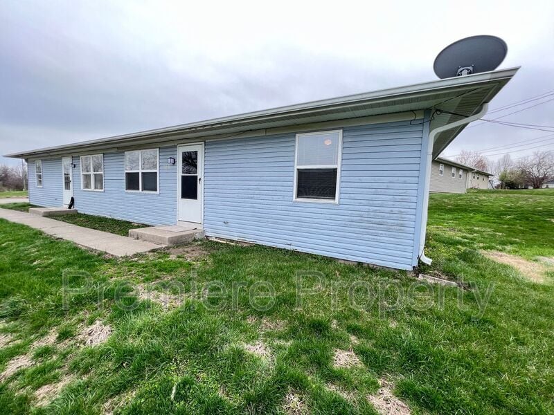 18816 E Wigwam Dr Unit 18818, Independence, MO 64056 Condo for Rent