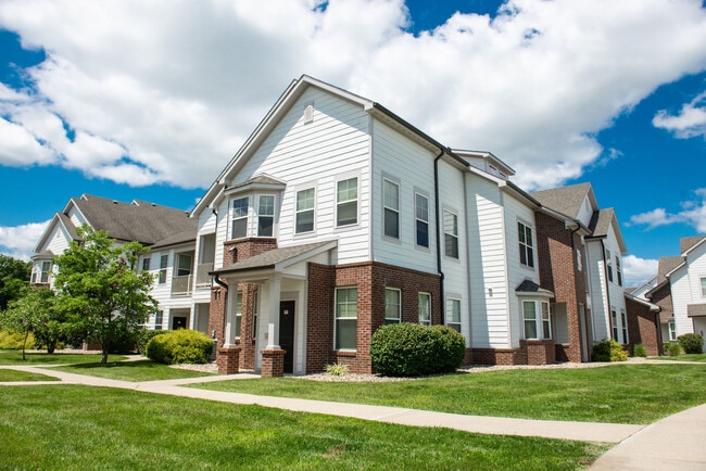 Building Photo - Sycamore Terrace