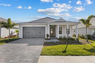 Building Photo - 8071 Slipway Dr