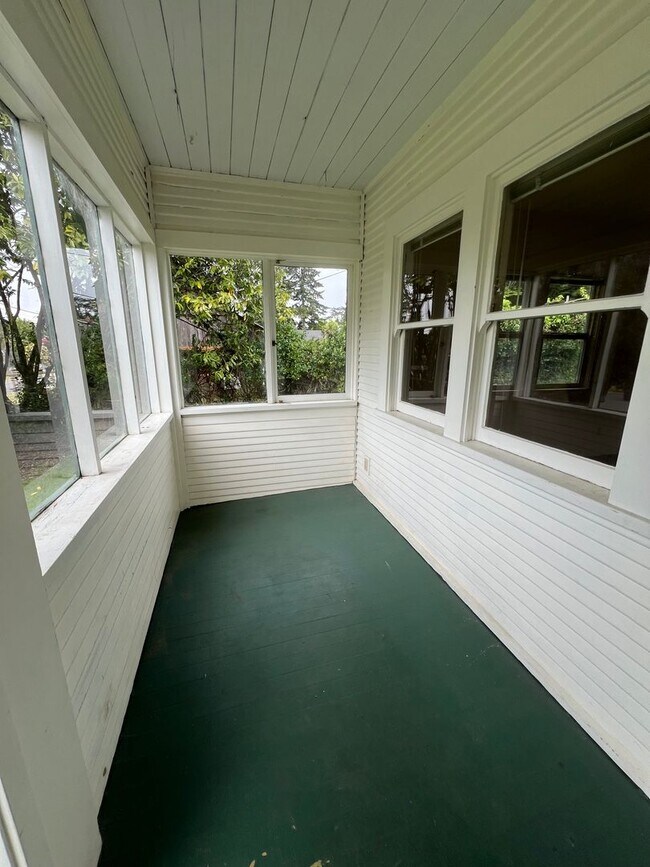 Building Photo - Jacoby Creek House