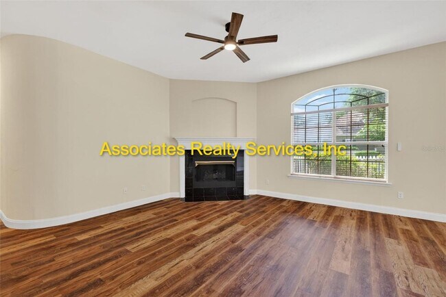 Building Photo - Move in Ready- Haile Plantation Chickasaw Way!