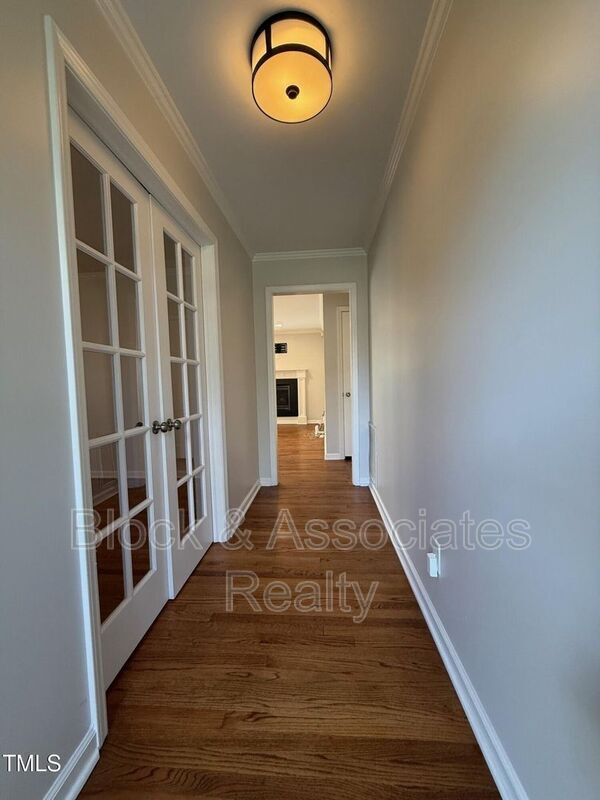 Foto del edificio - 212 Sampson St